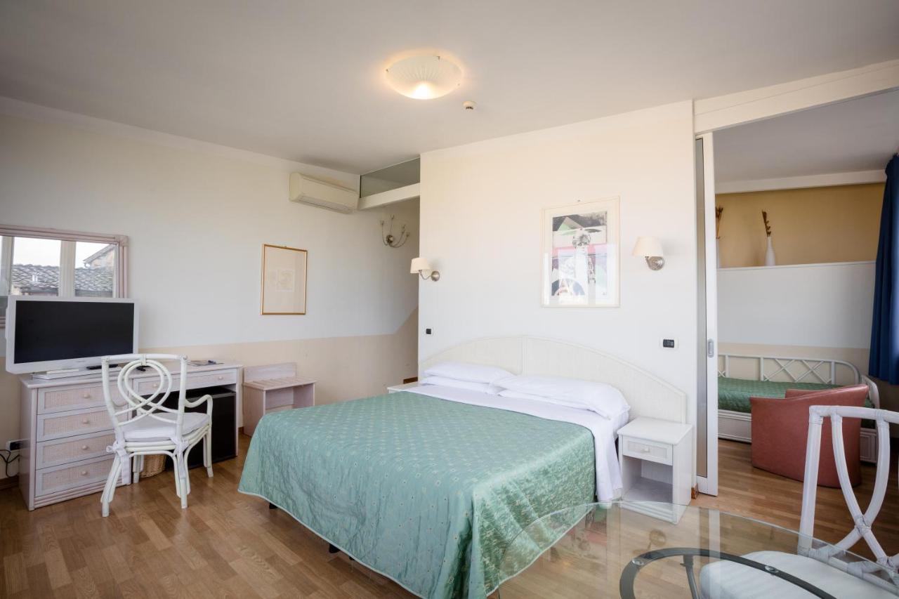 Hotel Duomo سيينا المظهر الخارجي الصورة