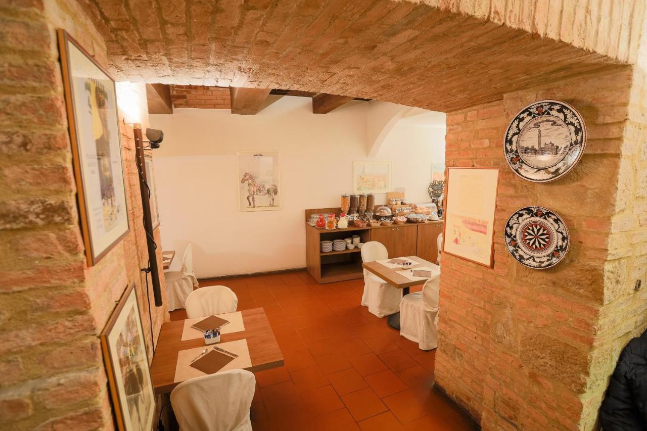 Hotel Duomo سيينا المظهر الخارجي الصورة
